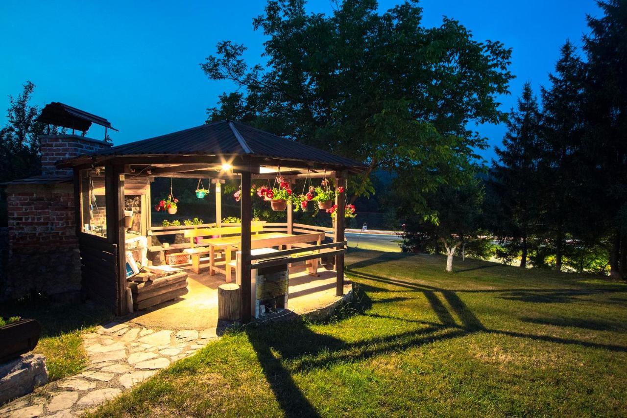 Apartments Vesna Slunj Εξωτερικό φωτογραφία